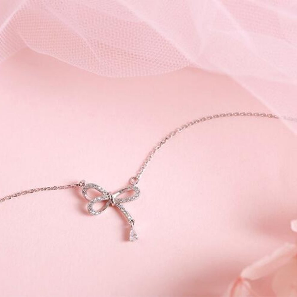 NEW 925 Sterling Silver Diamond Bow knot Necklace - Picture 9 of 11
